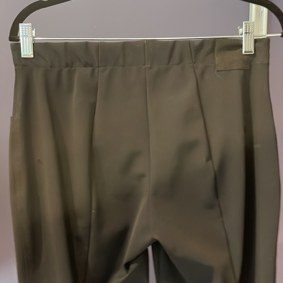 Paire “Thé Jackie” black pants - Picture 4 of 4